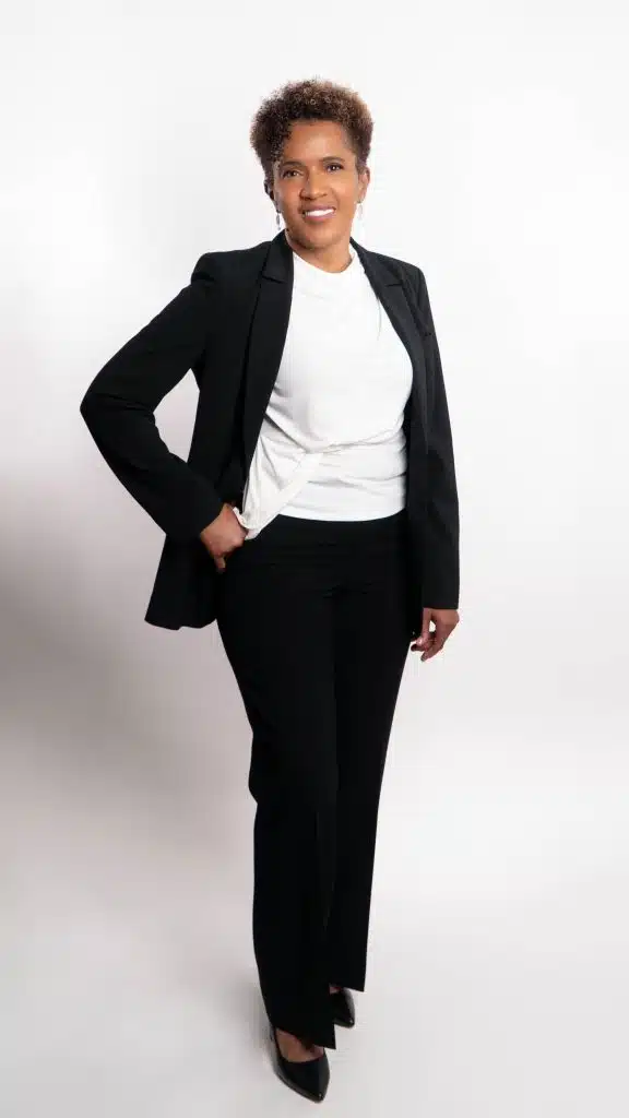 https://lovenewsmiles.com/wp-content/uploads/2025/09/dr-ida-lanier-full-2.png