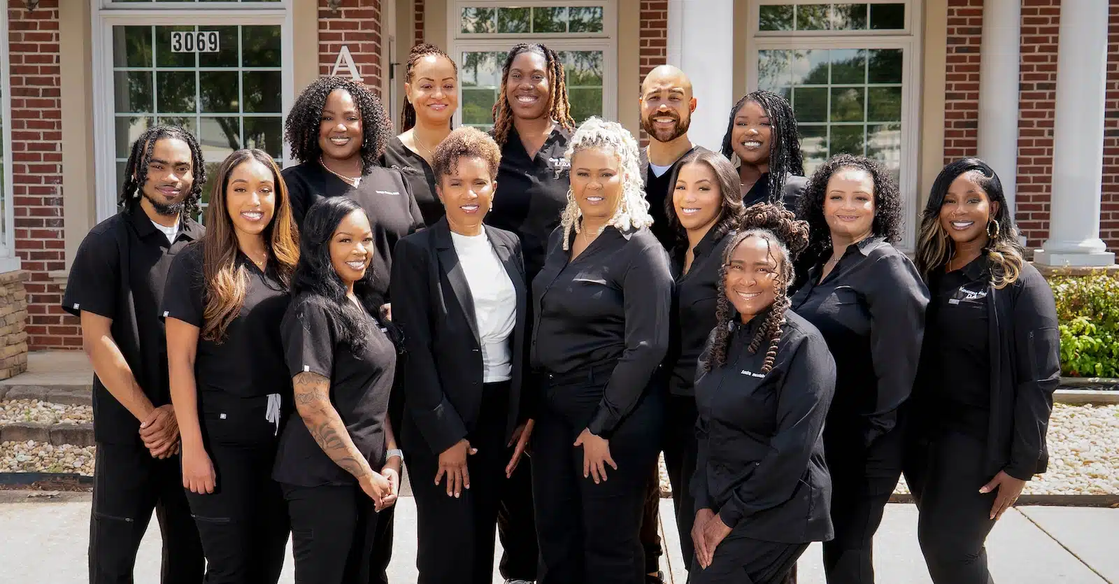 new-smiles-team https://lovenewsmiles.com/wp-content/uploads/2025/09/new-smiles-team.png